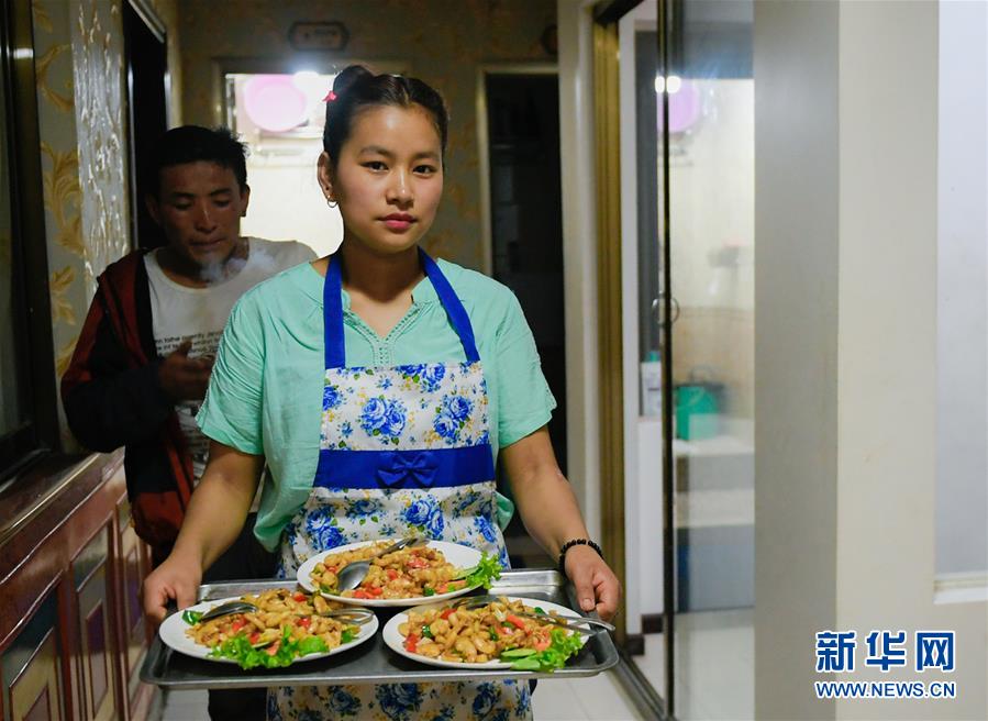（XHDW·图文互动）（1）尼泊尔家庭在中国边境小镇的新生活