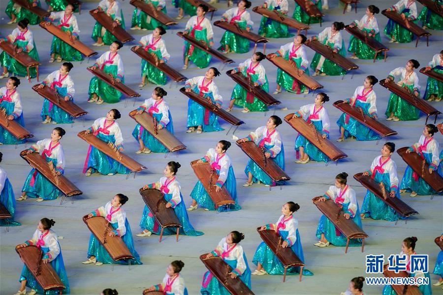 （国际）（4）朝鲜举行大型团体操“辉煌的祖国”