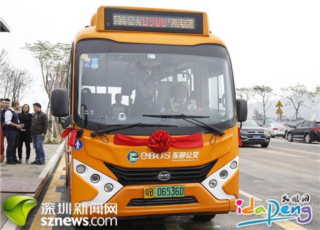 首条公交线路开通！建设者们前往坝光片区将更加便利