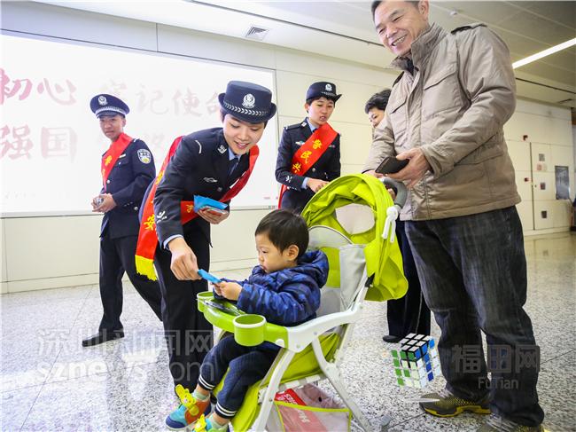 春运首日福田高铁站发送旅客1.5万人次 文艺汇演温暖游子返乡路