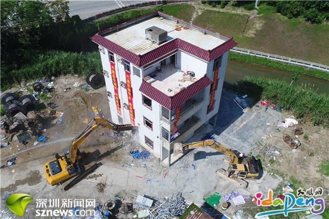 再发力！ 大鹏新区开展第九次集中拆除消化违法建筑行动