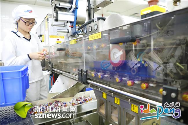 甜到心里！让“小馋猫”舔手指的高颜值糖果原来是这样做出来的