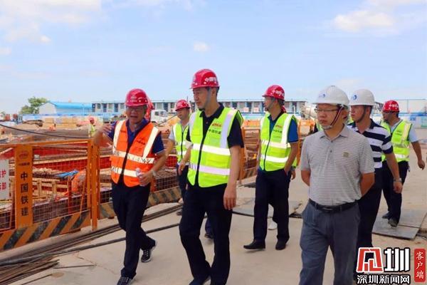 中铁二十局集团领导到前海市政工程项目检查指导