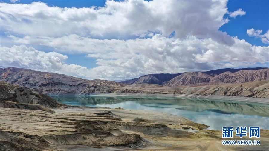 （社会）（3）夏日到大美新疆来