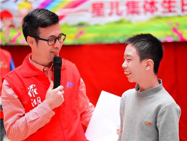 “守护星星的大使”张楠：十六载风雨不改的坚守