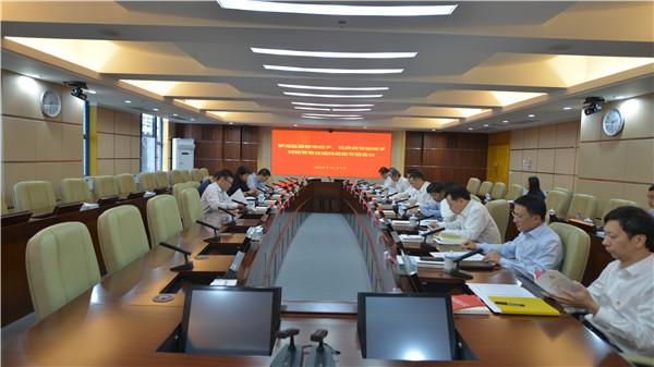 罗湖召开区领导班子对照党章党规找差距专题会议