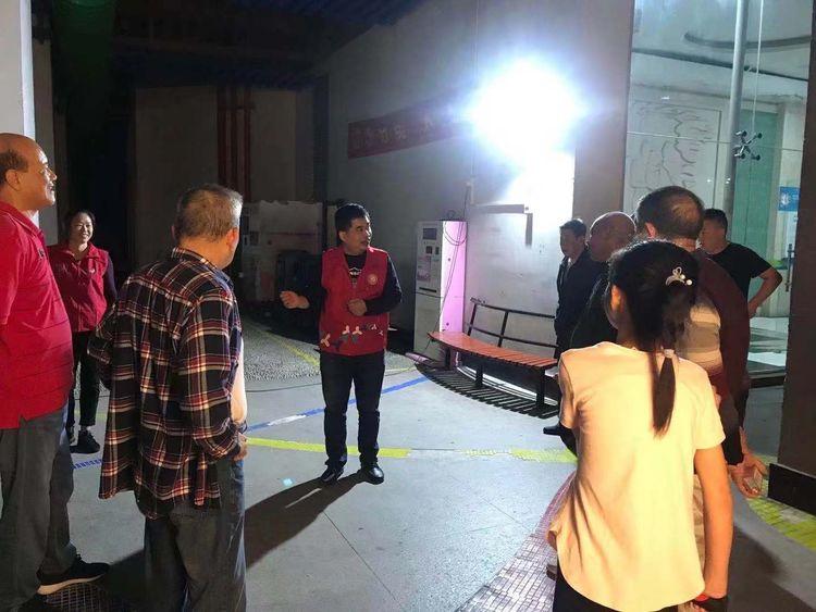 发挥基层网格党支部引领作用 彩虹社区全面完成物业小区撤桶