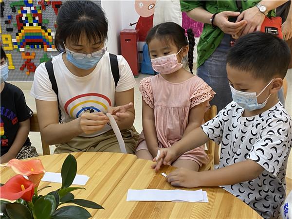 “儿童友好图书室”正式开放 打造家门口的儿童友好型空间