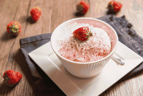 满记、GAGA鲜语、许留山、鲜芋仙……深圳十大甜品店角逐口碑榜！