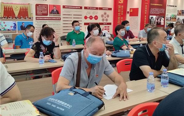 忆誓词、学党课、唱红歌.....社区别样“生日会”庆祝建党99周年