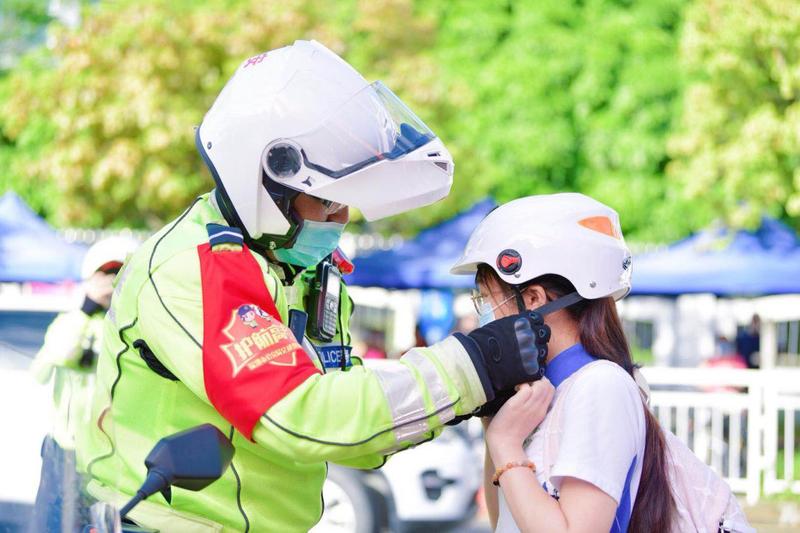 直击现场：2020年高考拉开大幕 宝安9853名学子赴考