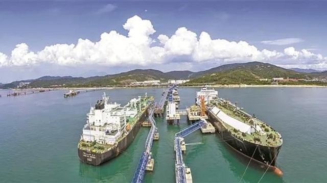 深新早点 | 东部战区正告美舰穿航台湾海峡