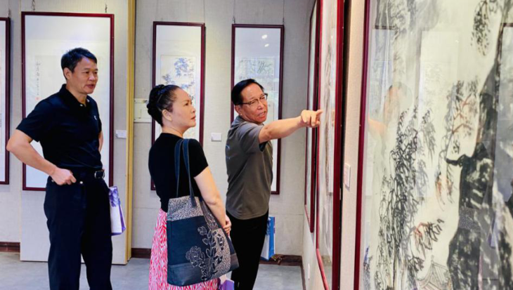 ​“清风雅韵·蓝予国画作品展”在深圳书画艺术学院开幕