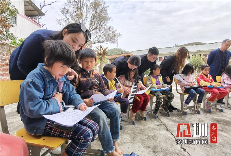 学史力行|坂田青年志愿者到河源山区开展公益支教行动