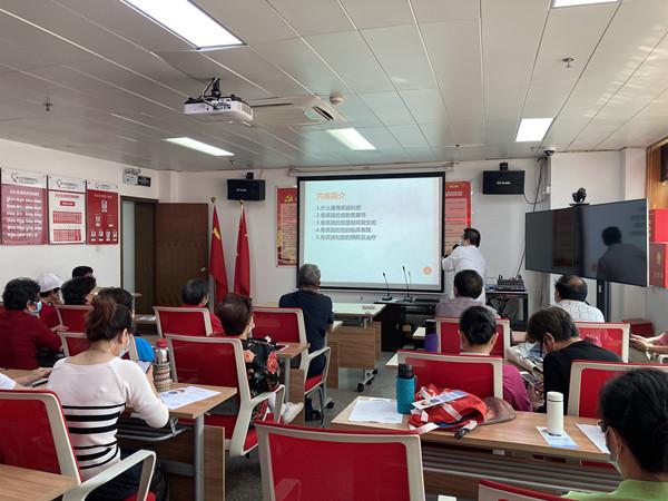 梅园社区开展骨质疏松防治健康知识讲座