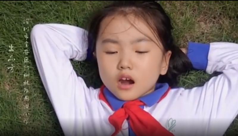 又萌又燃！《少年》之后，来看深圳小学生演绎《骄傲的少年》