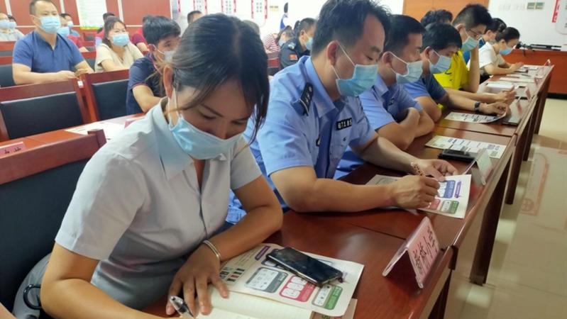 红色力量引领绿色生活 新桥街道社区书记齐上阵积极宣传垃圾分类