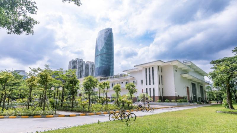 深圳变电：风驰“电”掣 应时而“变”