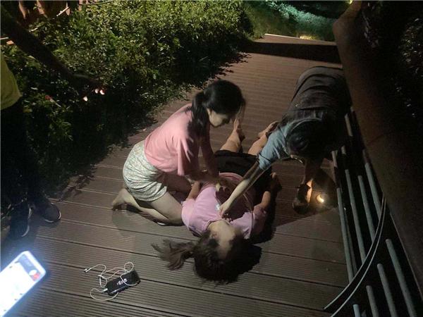 3分钟送医！罗湖交警与时间赛跑助倒地患者脱险