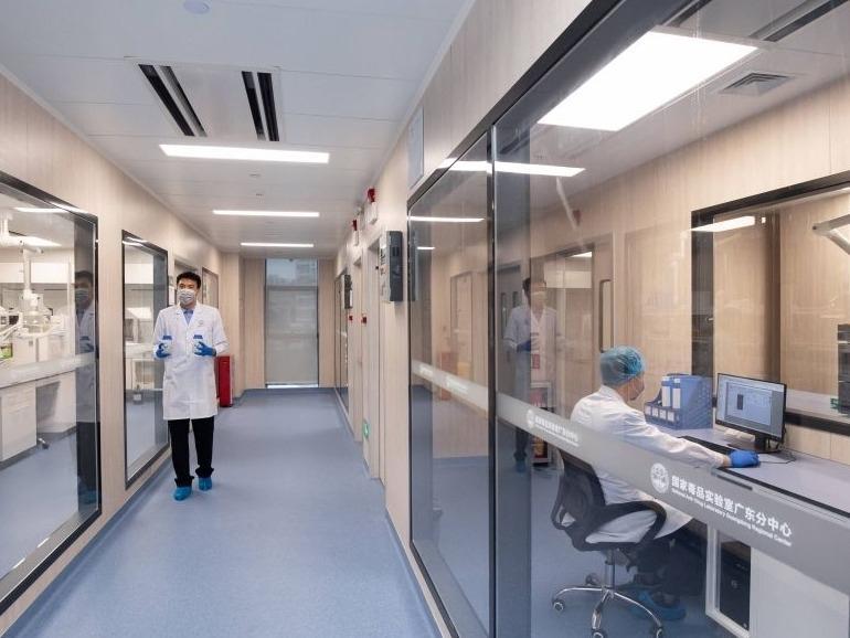 从小试管中挖出千里之外的制毒工场，带你走进国家毒品实验室广东分中心