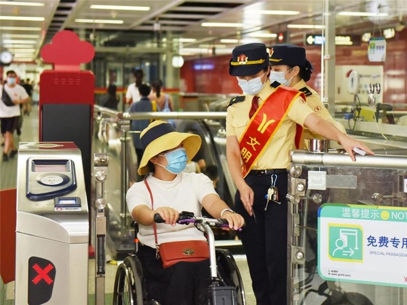 广州地铁去年日均运客659.16万人次，占全市公交出行总量57%