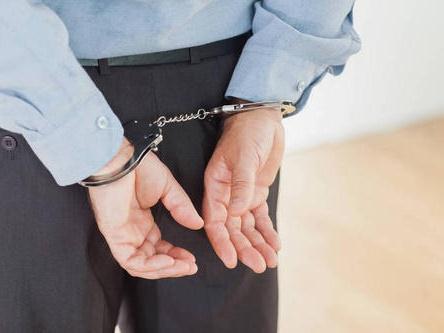 香港警方拘捕《苹果日报》总编辑罗伟光及壹传媒高层