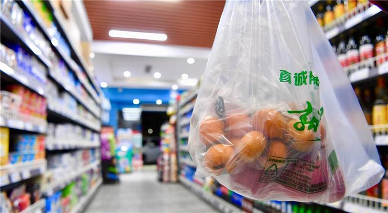 今年底，广州深圳等6城市快递率先“禁塑”