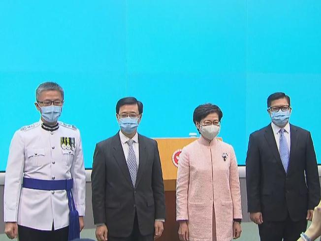 林郑月娥与新任命官员见记者 未来将与团队并肩作战 开启新局面
