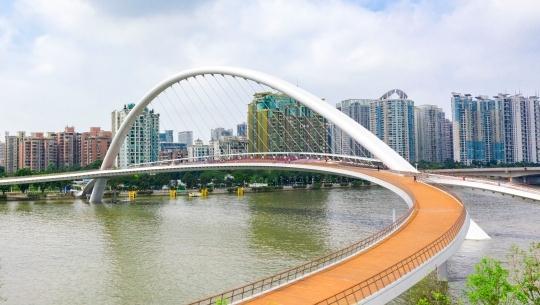 海心桥起名者是他！首批登桥市民一路激动“打卡”