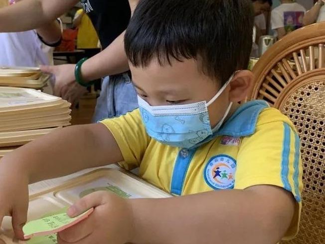 向抗疫人员花式表白！广州这13所学校的同学们太暖了