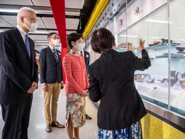 香港屯马线明日全线通车，特首林郑月娥主持通车仪式