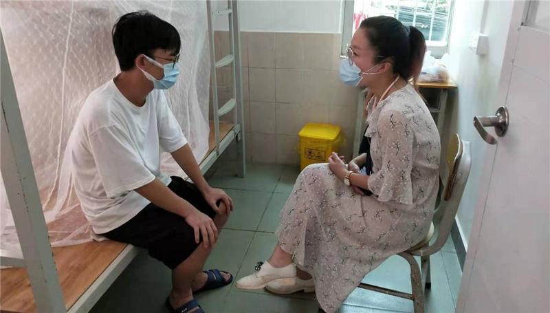 “解忧树洞”倾听心声 技校助线上学习学生调节身心