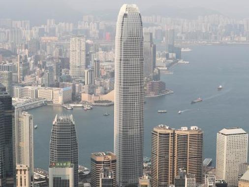 香港消费券计划实施，截至下午六时约155万人登记