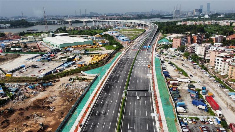 交通网络日渐成形，琶洲插上“腾飞的翅膀”