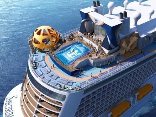 皇家加勒比旗下邮轮中国首航：香港将开放海上无目的地游航线