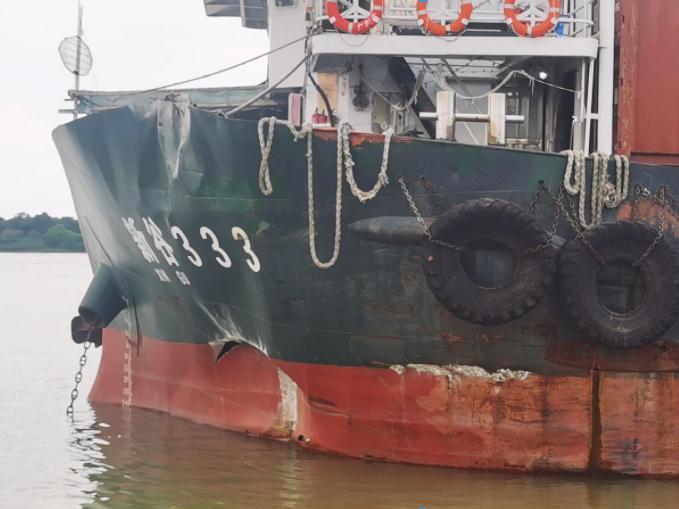 撞击番禺北斗大桥船只近照曝光！目前在接受调查