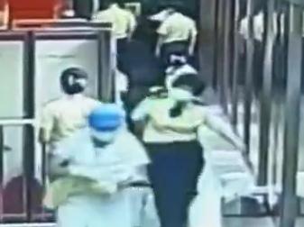 准妈妈紧急临盆，嘉禾望岗地铁站搭起“临时产房”