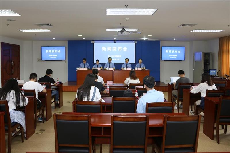 如何落实服务保障打造一流营商环境十二项措施？市检察院答记者问