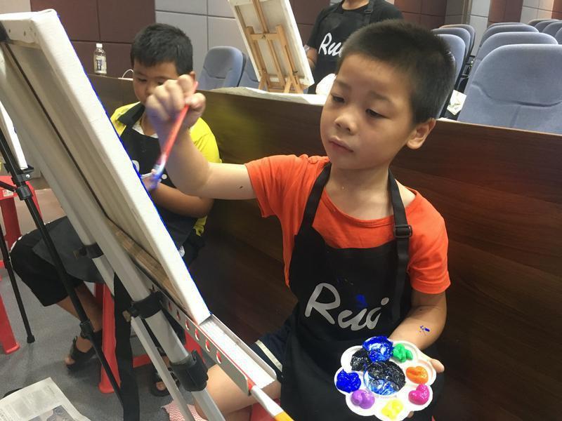 佛山“红色主题”夏令营让三水500名学子欢乐过暑假