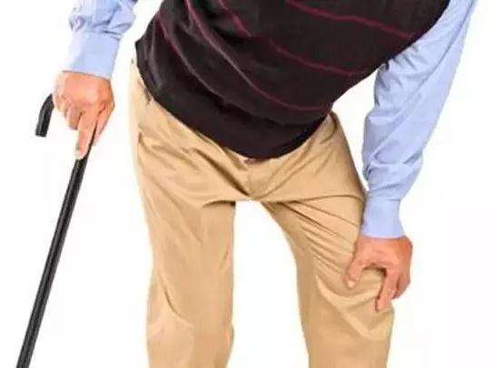 健康周刊丨老人患病率50%！远离这个病，现在就要学会这几招