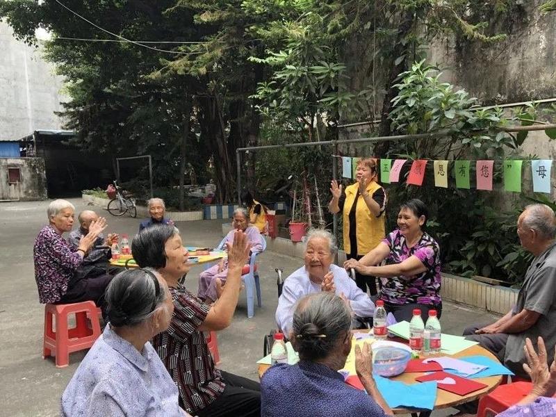 整合社会资源，东莞桥头镇为老人提供居家养老服务