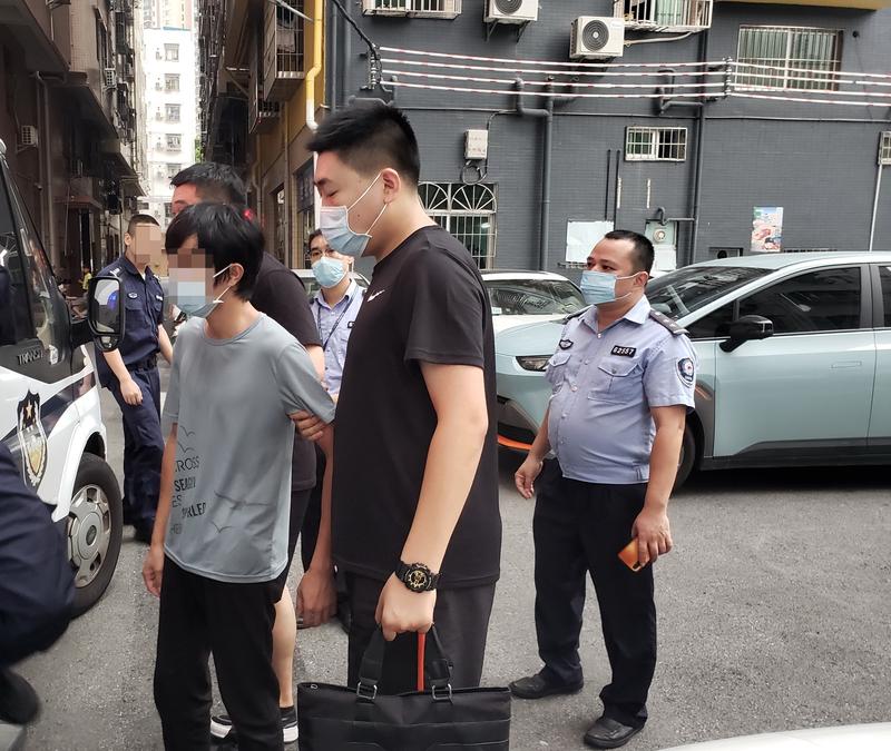 西乡网格员协助警方抓获一名网络赌博犯罪嫌疑人