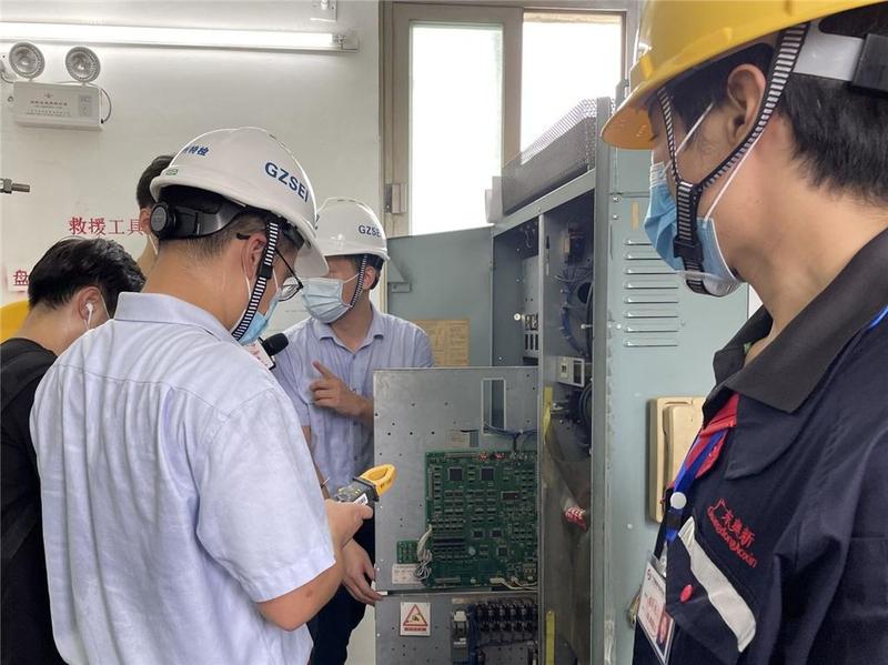 电梯也要“防汛防潮”！多雨季节要注意疏通井道排水系统