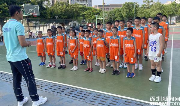 新湖街道开展青少年篮球公益培训