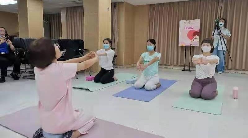 5万人参与！广州市天河区举办母乳喂养快闪直播活动