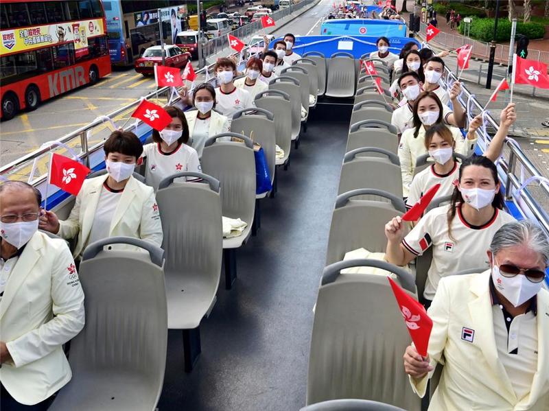 香港举行盛大仪式欢迎奥运中国香港代表队凯旋返港