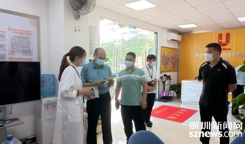 玉塘组织人大代表检查食品安全