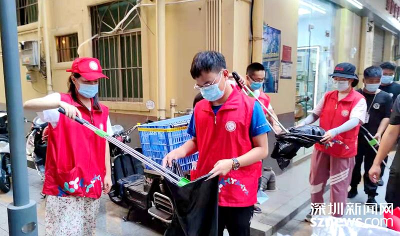 凤凰街道开展“吹哨行动”专项治理城中村环境