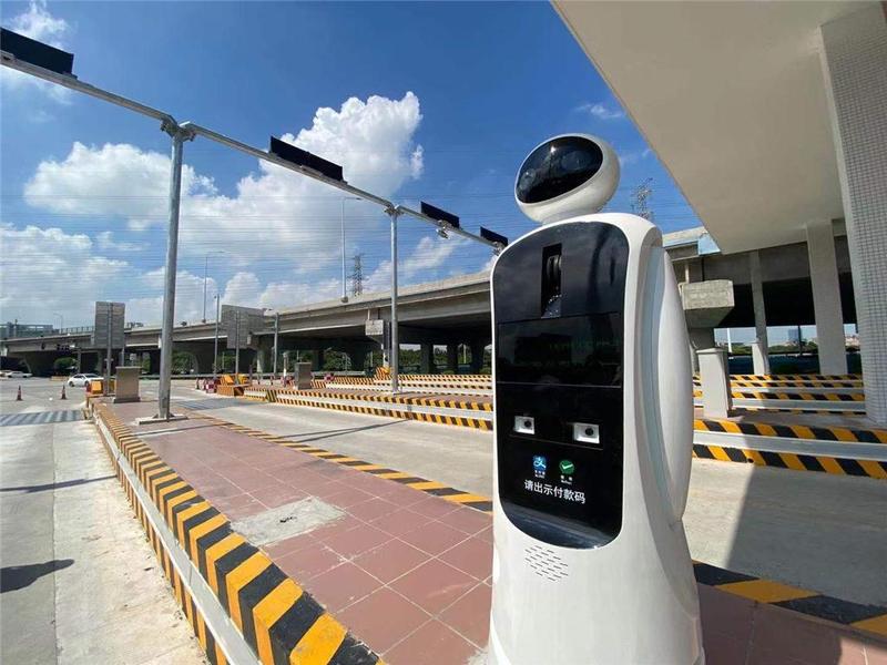 智能机器人“上岗”收费，广州高速“治堵保畅”有妙招