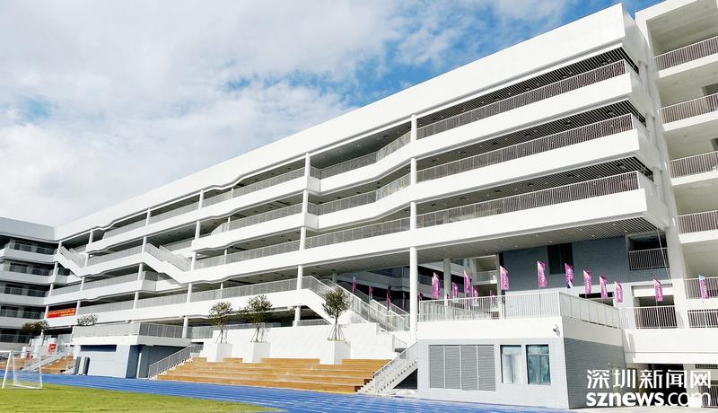 “新学期，你好”!直击光明区中小学秋季开学现场